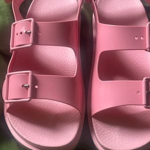 Gucci rubber sandals
